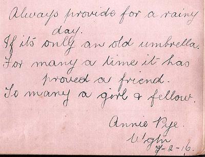 07.jpg - Annie Pye = Theresa Anne Gertrude known As Annie Pye
born 28 November 1898 in Wellington. Married Clifford
Lorrie Hunter